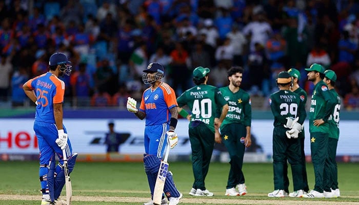 1344909_3926937_india-pakistan_updates Indias Suryakumar Yadav talks to Shivam Dube during Asia Cup 2025 clash at Dubai International Cricket Stadium, Dubai, UAE, September 14, 2025. — Reuters