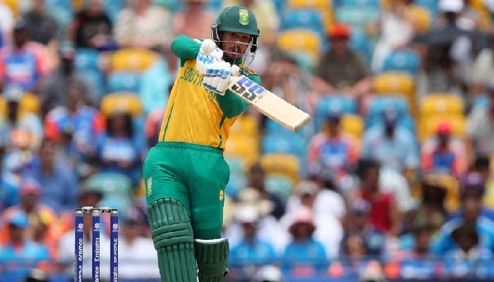 1345526_3415790_south-africa_updates South Africas Quinton de Kock in action during ICC T20 World Cup final on June 29, 2024. — Reuters