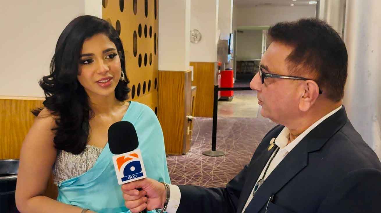 Lead actress Sonya Hussyan speaking to Geo News. — Reporter