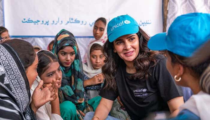 Pakistani actress Saba Qamar met with girls as a Unicef ambassador on International day of the girls.— Instagram/@sabaqamarzaman