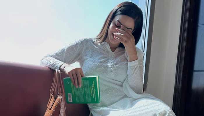 Actress Saba Qamar poses during Pamal shooting. — Instagram/@sabaqamarzaman