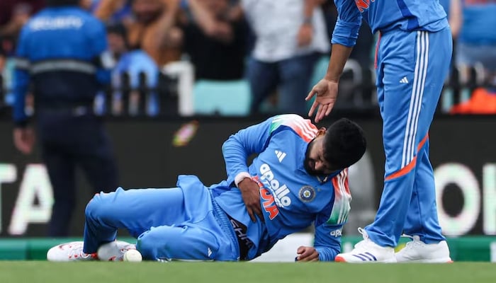 1355055_3867367_iyer2_updates Indias Shreyas Iyer reacts after taking a catch to dismiss of Australias Alex Care, Sydney Cricket Ground, Sydney, Australia, October 25, 2025. — Reuters