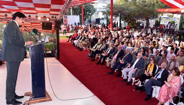 Sindh Chief Minister Syed Murad Ali Shah delivers the inaugural address at the 17th Karachi Literature Festival (KLF) held at a local hotel.— APP
